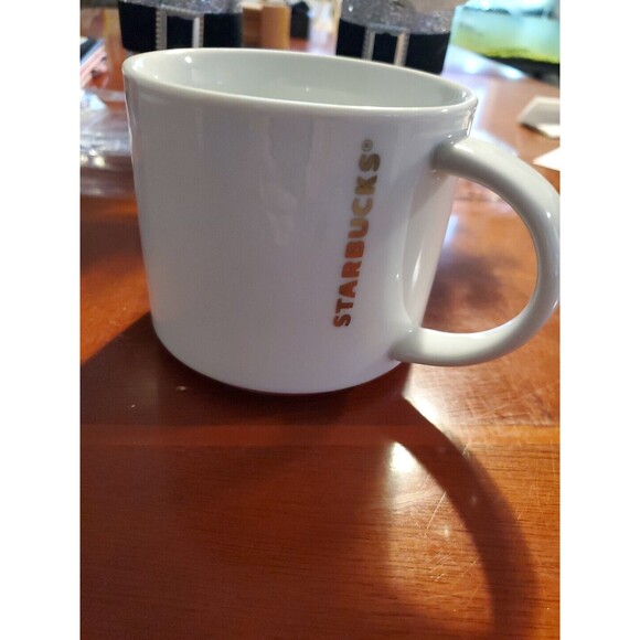 STARBUCKS White & Gold Vertical Logo Red Base Coffee Tea Cocoa Mug  16 oz  2012 - Picture 2 of 5
